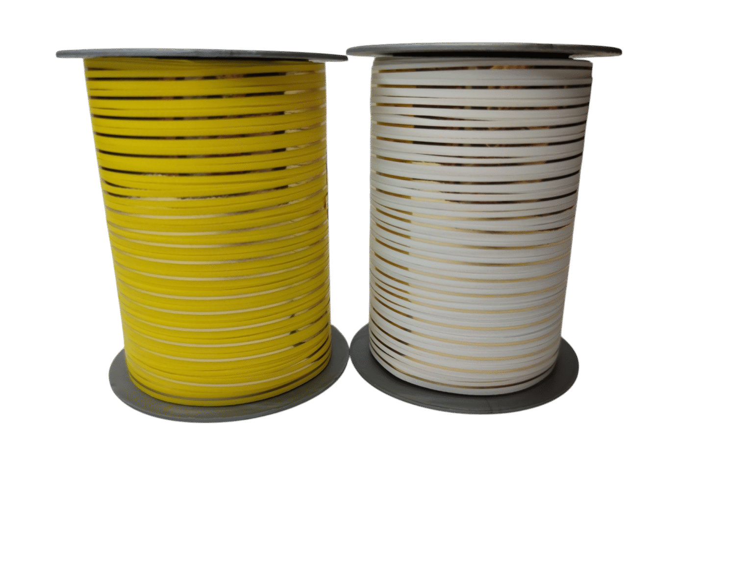 Pael plastist kuldtriibuga 0,5mm x 227m - Image 2